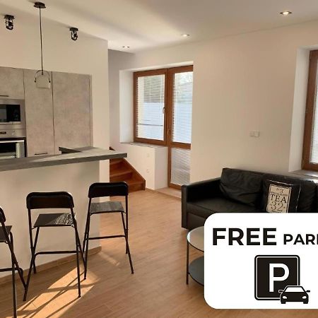 Apartmány Holiday Ostrava Esterno foto